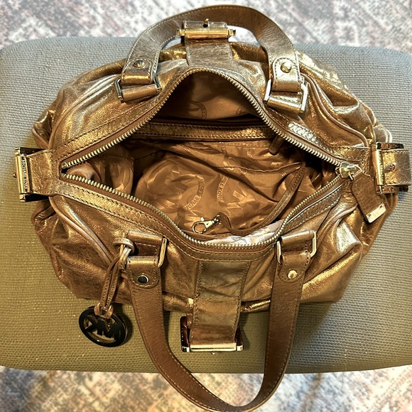 Leather Michael Kors Shoulder Bag - Antique Gold Colour - Picture 5 of 6